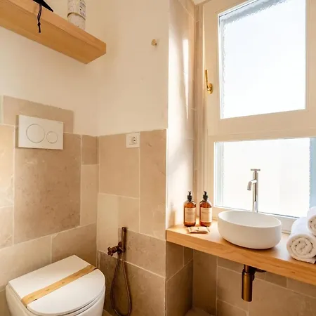Palazzo Vanese Sott Apartament *